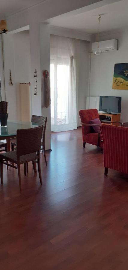 דירות סלוניקי Cozy Penthouse Next To Metro Station מראה חיצוני תמונה