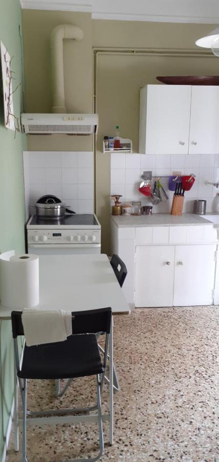 דירות סלוניקי Cozy Penthouse Next To Metro Station מראה חיצוני תמונה
